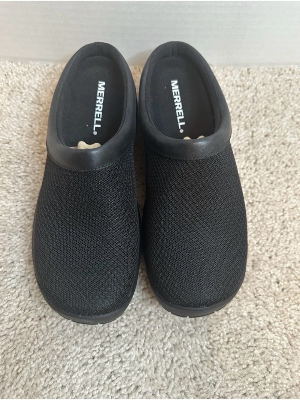 Merrell Black Slip-On Casual Clogs, size 5.5, New in Box - Picture 2 of 8